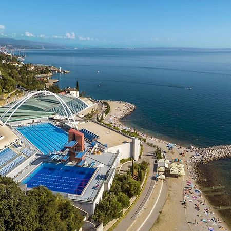 Apartment Rijeka With Sea View Esterno foto