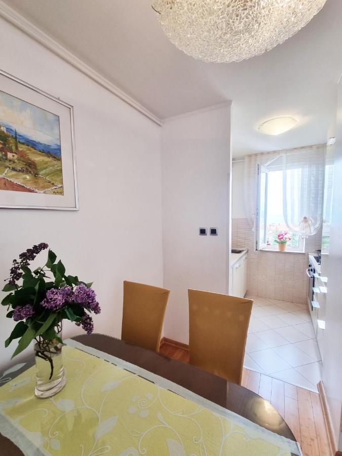 Apartment Rijeka With Sea View Esterno foto
