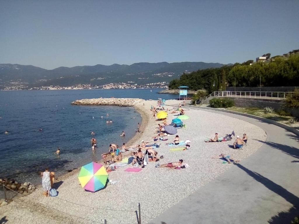 Apartment Rijeka With Sea View Esterno foto